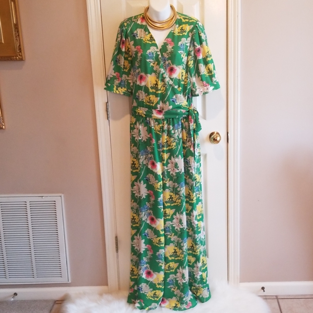 Gibson Latimer Floral Jumpsuit NWOT